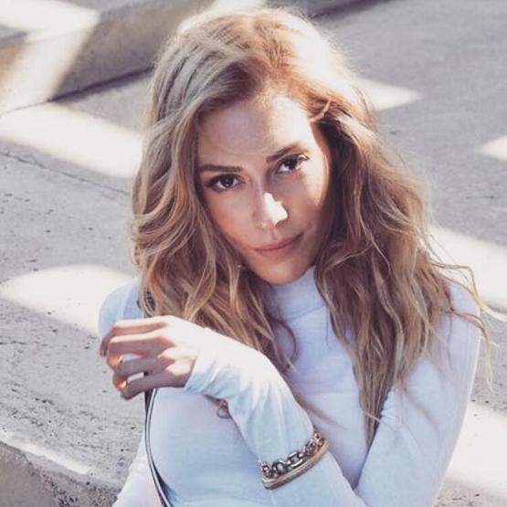 Sinem Kobal setleri özlediğini açıkladı
