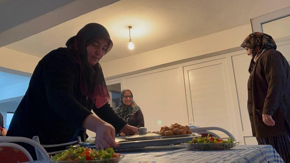 500 yıldır süren gelenek: Tüm yemekler camiye getiriliyor