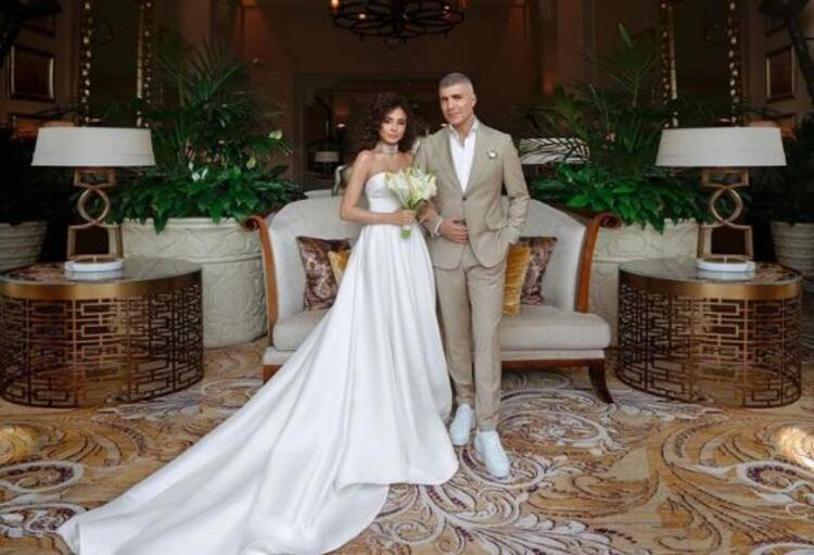 Özcan Denizden Samar Dadgara milyonluk nikah yüzüğü