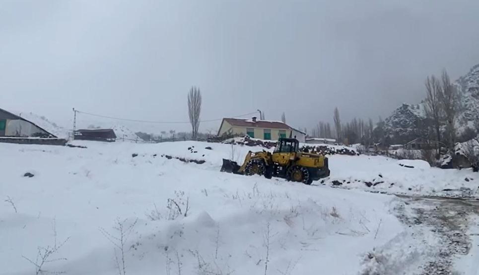 Şırnakta 20 köy ve 8 mezra yolu kardan kapandı