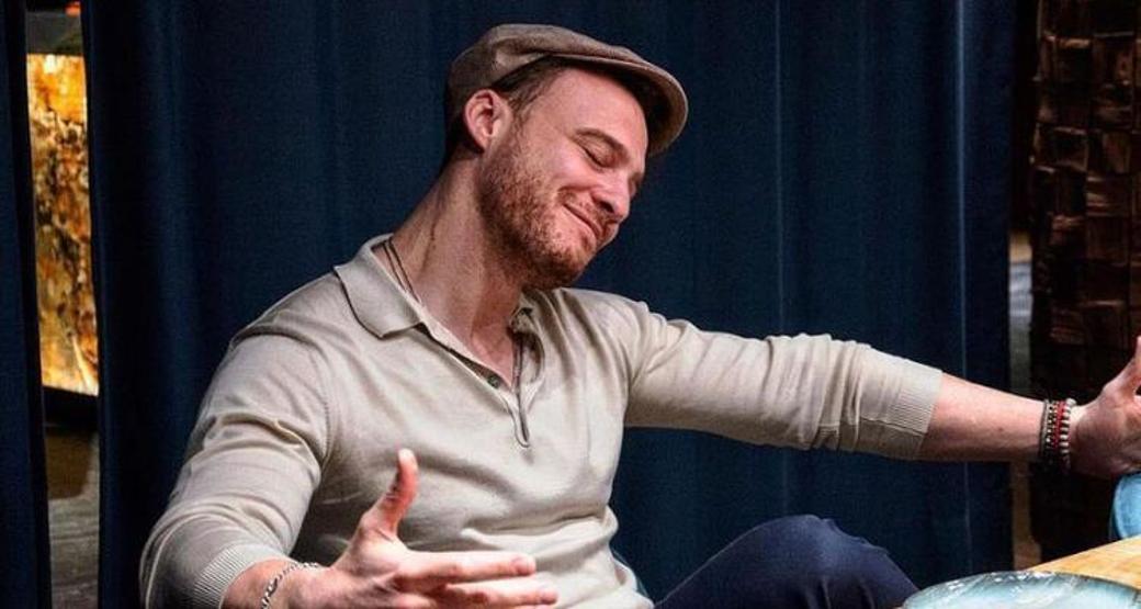 Kerem Bürsin senaryo yazıyor