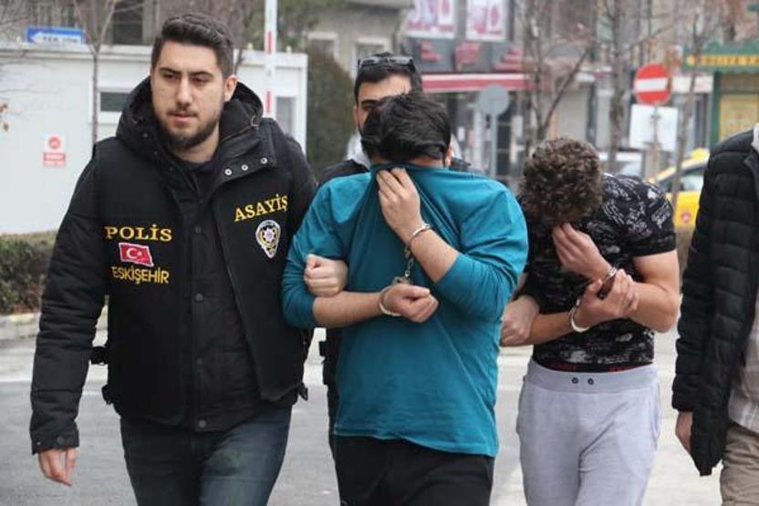 Sevgili katilinden tuhaf savunma: Tetiğe dokunmuşum