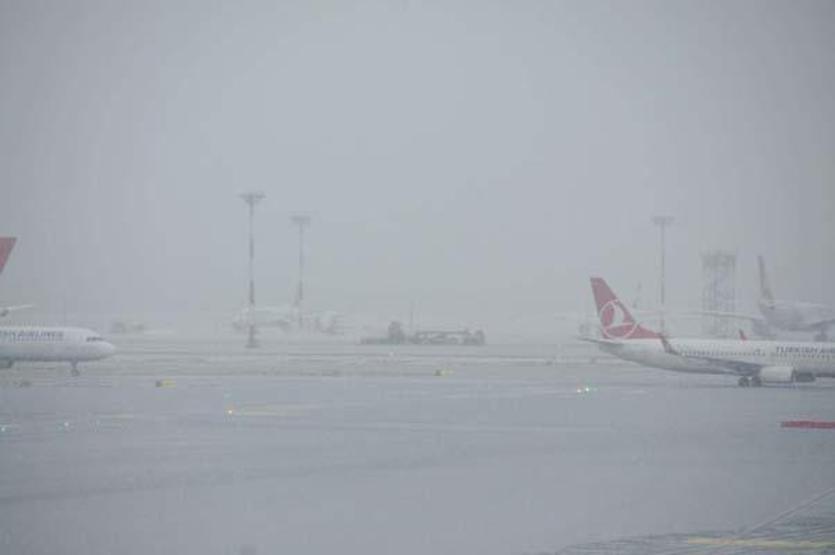 İstanbulda beklenen kar yağışı başladı