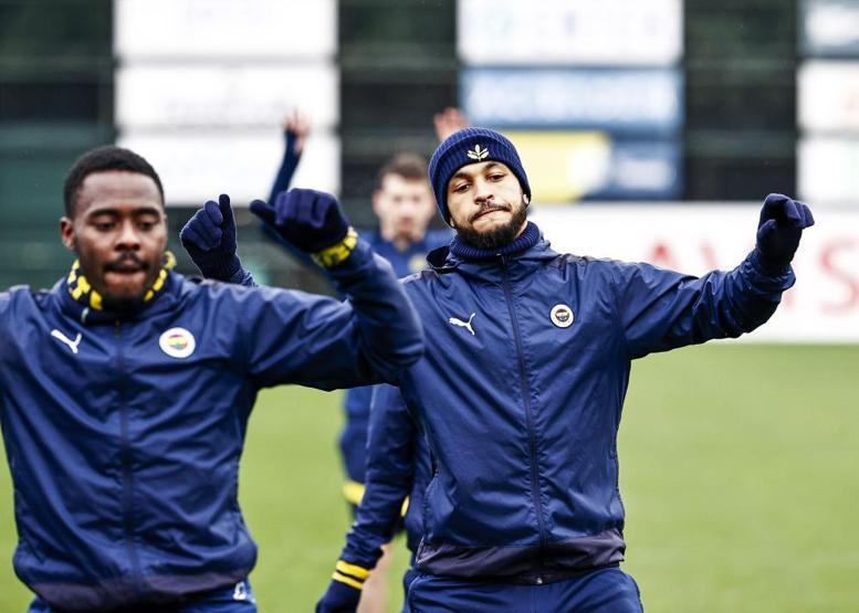 Fenerbahçede yeni transfer ilk idmanına çıktı