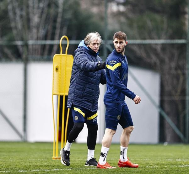 Fenerbahçede yeni transfer ilk idmanına çıktı
