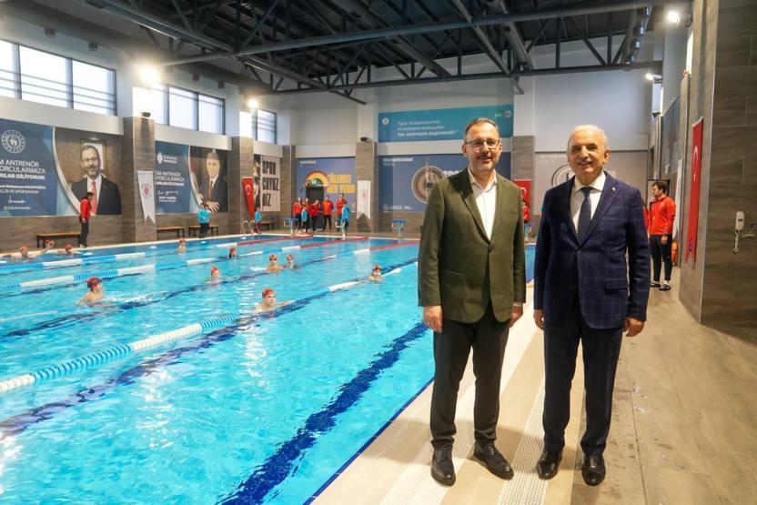 Gençlik ve Spor Bakanı Kasapoğlu: Birileri beceremezsiniz dediler, hamdolsun başardık”