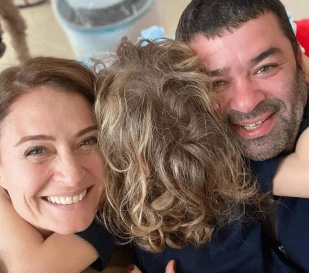 Paylaşımlarıyla kafaları karıştıran Ceyda Düvenciden yeni fotoğraf