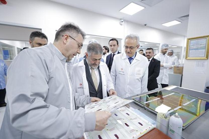 Bakan Nebatiden Darphane ziyareti