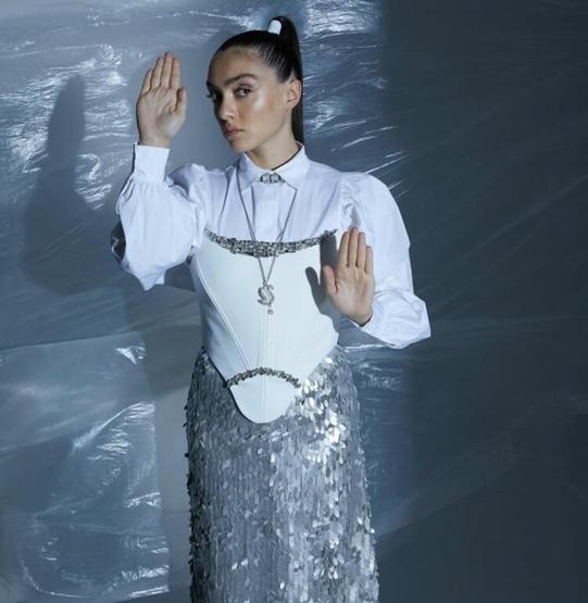 Merve Dizdar: Melankolik bir insanım