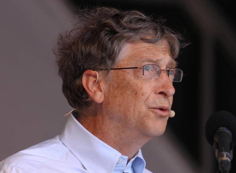 Bill Gates’ten Muskın planına gönderme: Marsa gitmek yerine aşıyla hayat kurtarırım
