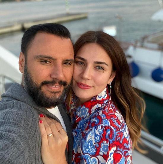 Alişandan Buse Varolla romantik paylaşım