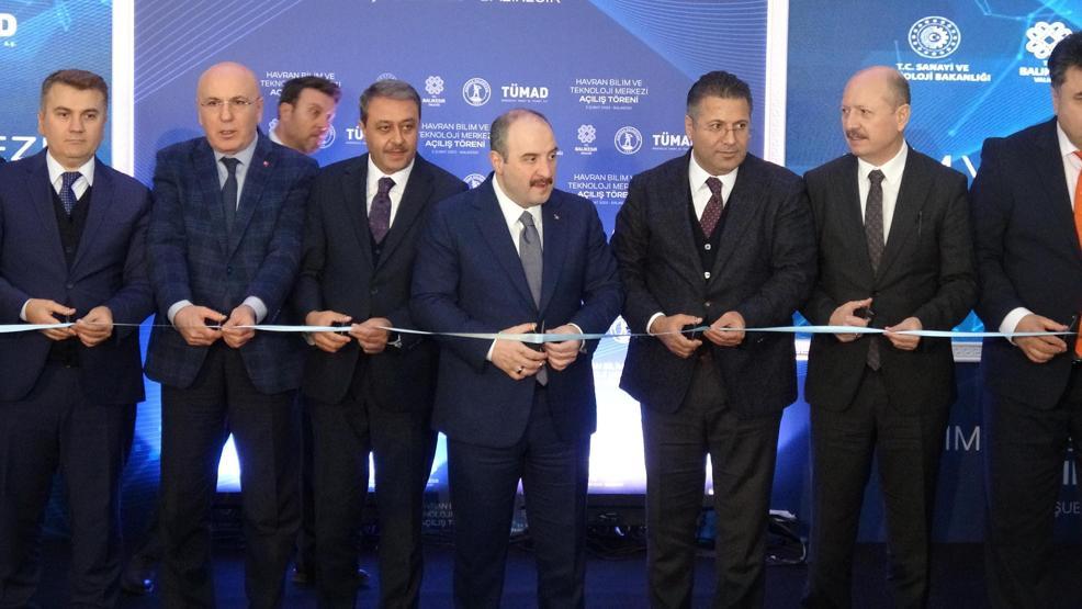 Türkiyede yılda ne kadar altın çıkartılıyor Bakan Varanktan açıklama geldi