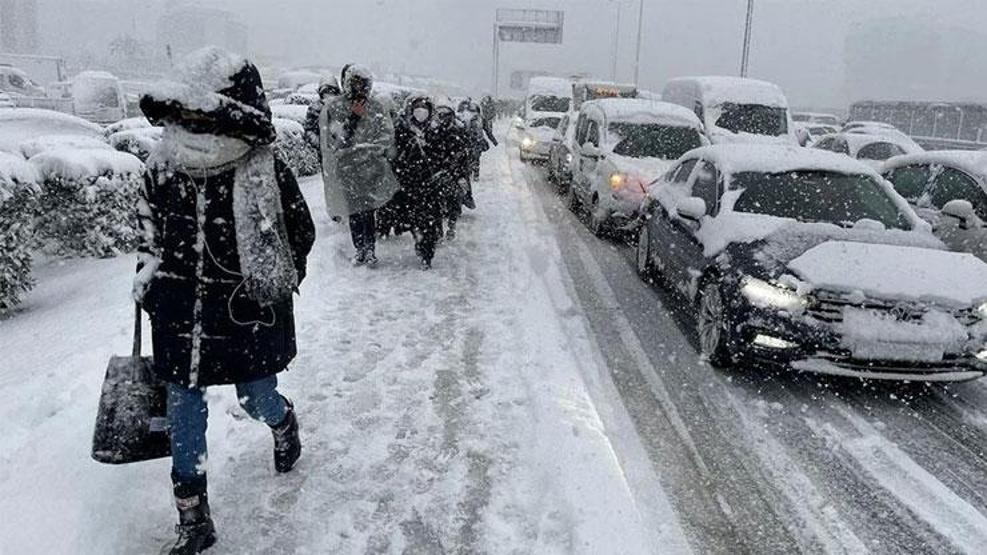 Son dakika... Prof. Dr. Orhan Şen paylaştı: İstanbulda perşembe gününe kadar kar yağışı var
