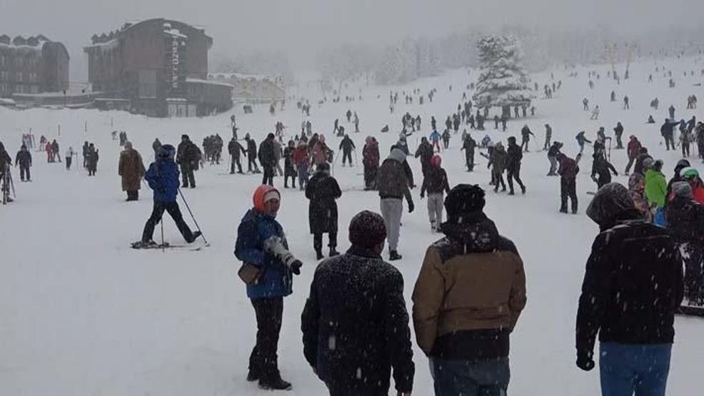 Yarıyıl tatilinin son gününde Uludağ doldu