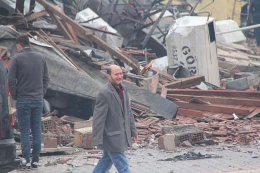 Deprem Hatayı yıktı Çok sayıda kişi enkaz altında