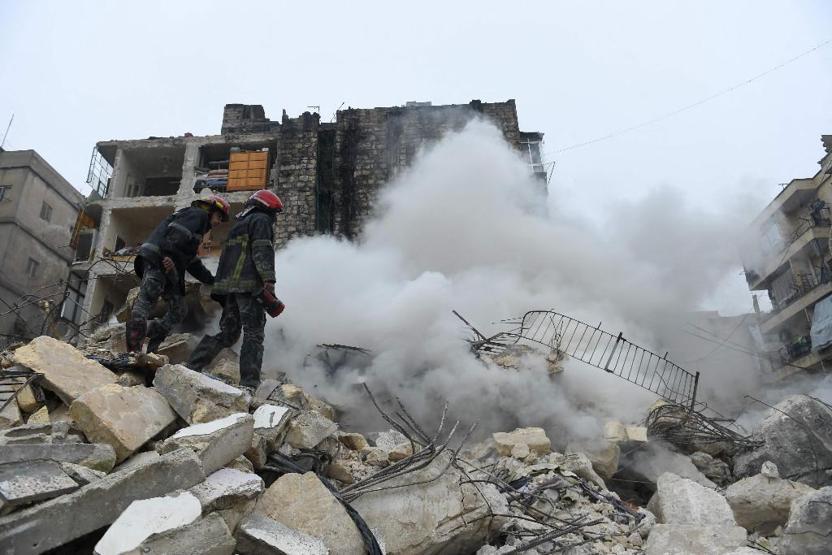 7,7lik deprem çevre ülkeleri de vurdu: Suriye’den ilk kareler