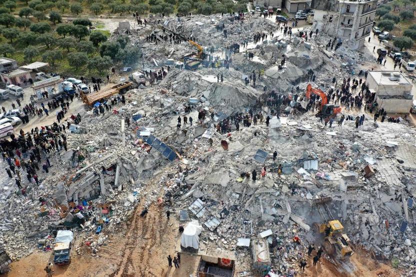 7,7lik deprem çevre ülkeleri de vurdu: Suriye’den ilk kareler