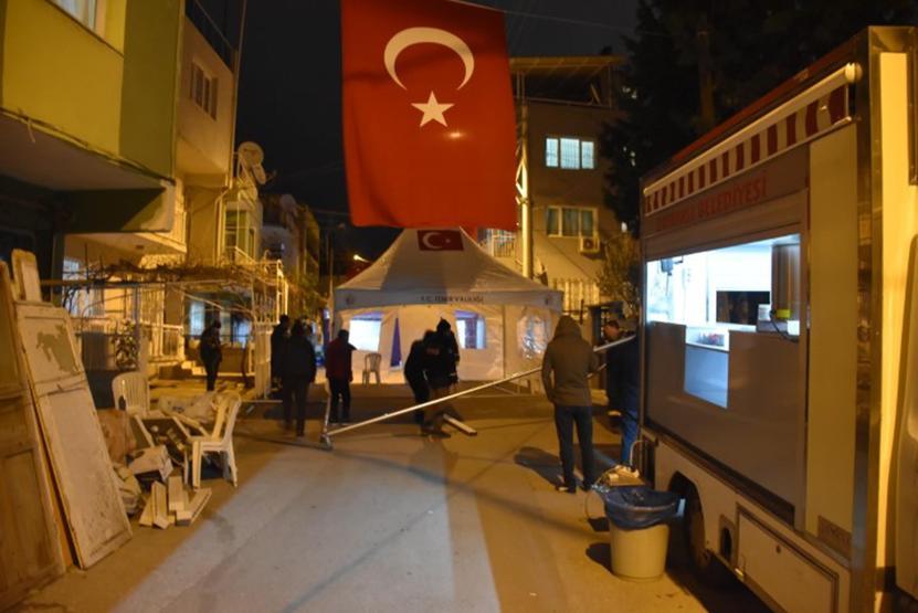 Deprem bölgesindeki şehidin acı haberi ailesine verildi