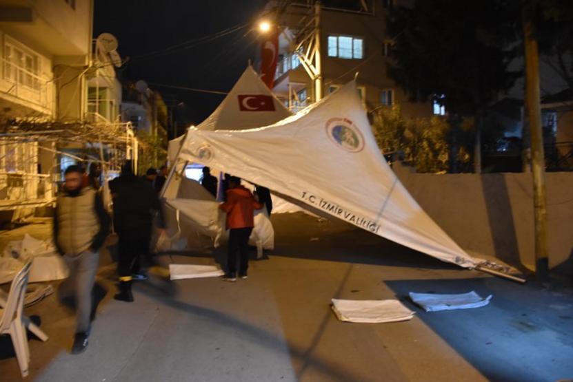 Deprem bölgesindeki şehidin acı haberi ailesine verildi