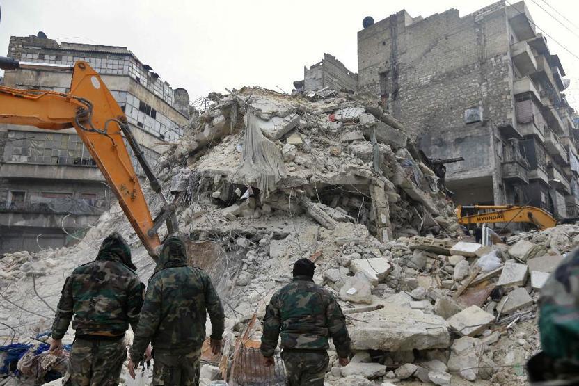 Deprem Suriyeyi de vurdu: 1400den fazla can kaybı