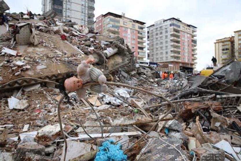 Gaziantepte en zor bekleyiş Gözyaşlarına boğuldu