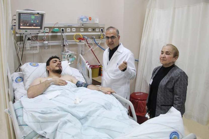 Başhekim Prof. Dr. Akdağ: “Hastaların kimi korkudan kalp krizi geçirdi, kimi yüksekten atladı”