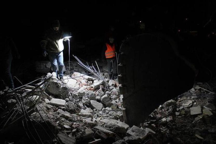 Acun Ilıcalıdan deprem bölgesine destek