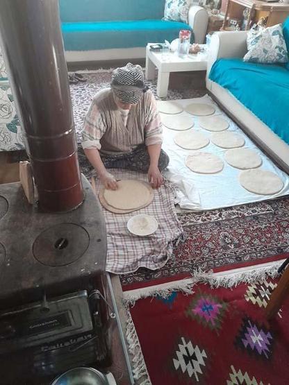 Ev hanımlarından depremzedelere imece usulü yardım eli