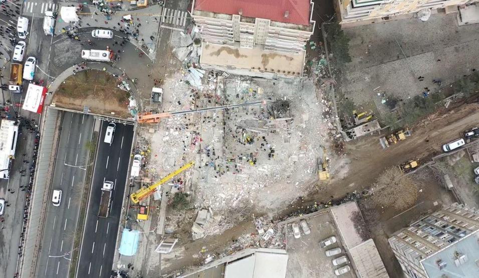Diyarbakır’da depremin verdiği hasar havadan görüntülendi