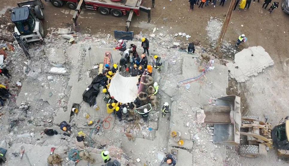 Diyarbakır’da depremin verdiği hasar havadan görüntülendi