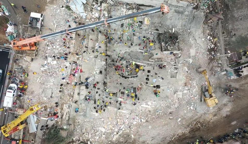 Diyarbakır’da depremin verdiği hasar havadan görüntülendi