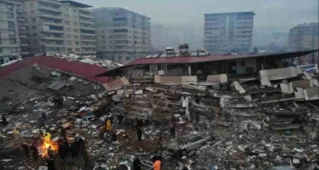 Gupse Özay: Enkazdan sesleri geldiği halde dokunulamayan herkesten özür dilerim