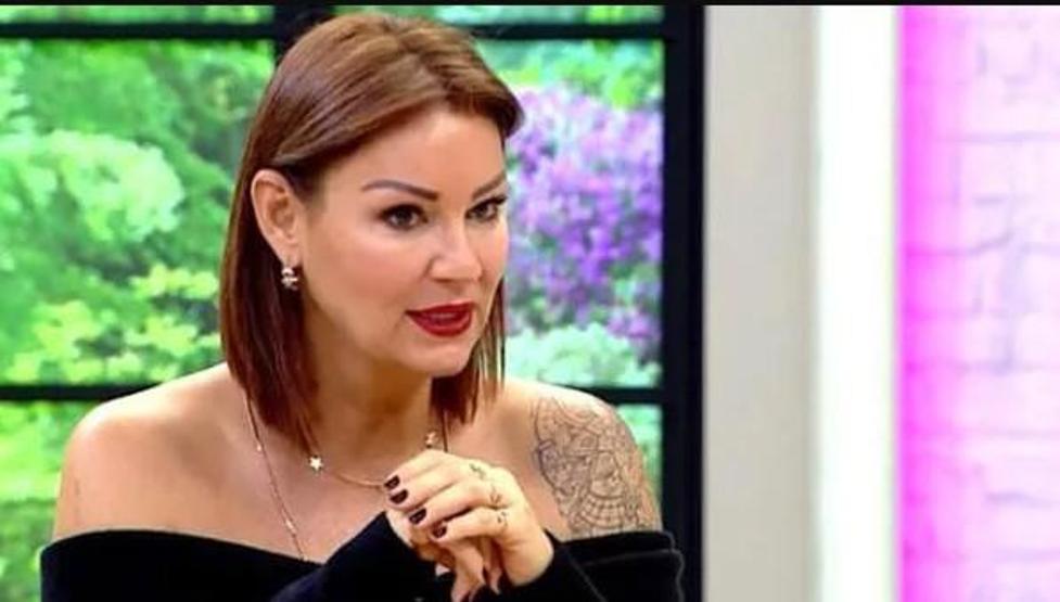 Pınar Altuğ bebeklere mama gönderilirken en büyük eksikliğe dikkat çekti