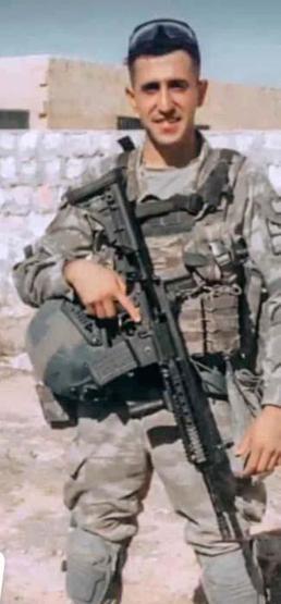Konakladığı otelde enkaz altında kalan uzman er, şehit oldu