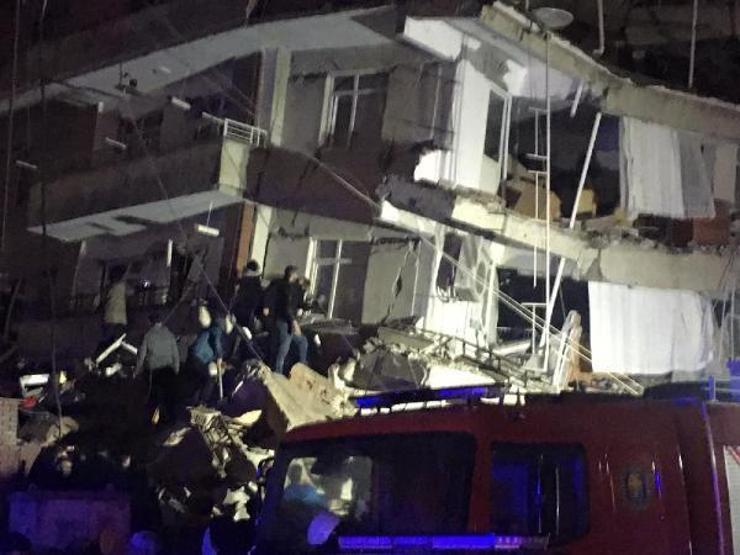 Deprem hukuku: Evi yıkılan hasar gören vatandaşın hakları