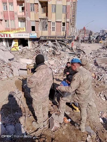 Deprem yaralanmalarında ne yapmalı Dr. Demet Erciyes yazdı...