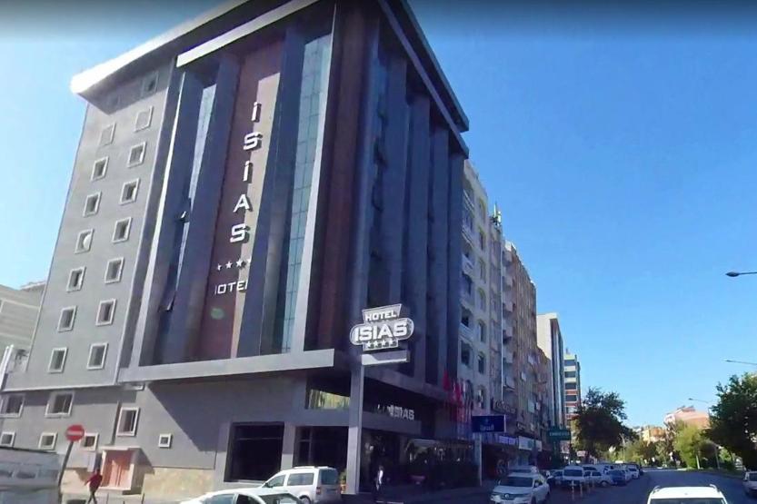 Otel enkazında öğrenciler rehberler can verdi Adıyaman’da yıkılan otelin öncesi sonrası