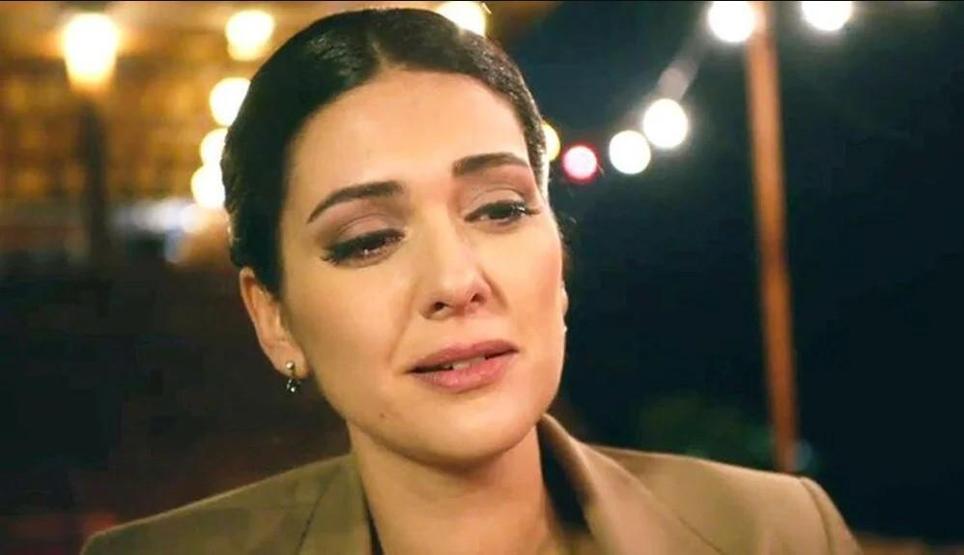 Bergüzar Korel: Yoruldum deyip gitmek gibi bir seçeneğimiz yok