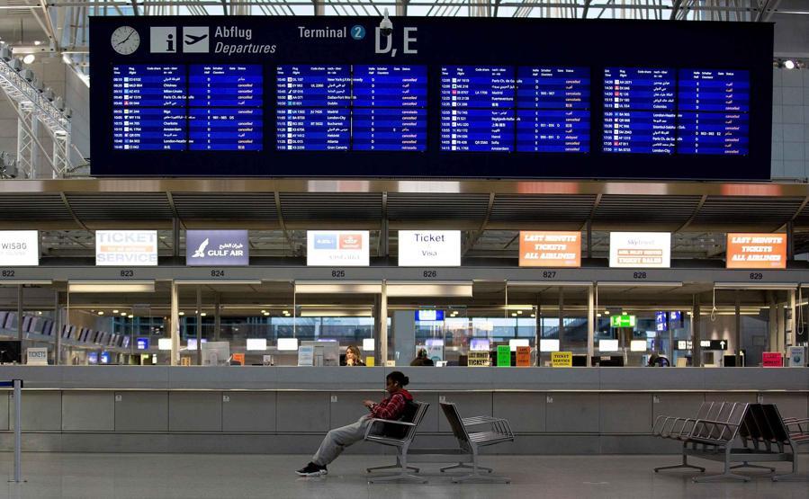 Almanyada havalimanı çalışanları greve gitti: 295 bin yolcu etkilendi