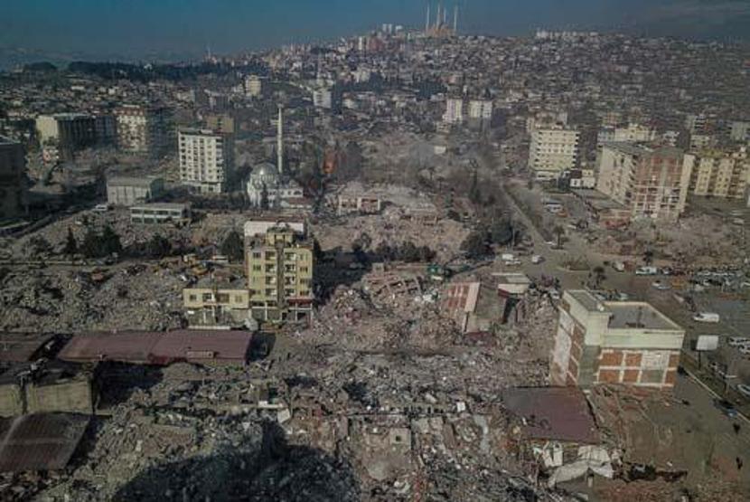 İşte büyük yıkımın 5 ana nedeni: İTÜ’lü biliminsanlarından deprem ön raporu