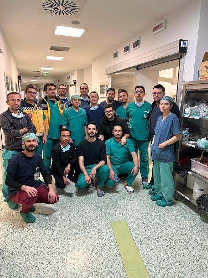 Uzman isim açıkladı: Crush sendromunun ciddiyeti enkaz altında geçen süreye bağlı olarak değişmekte