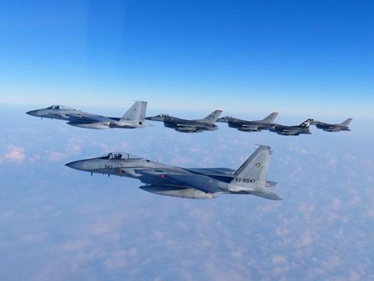 ABD, Japonya ve Güney Kore’den ortak hava tatbikatı