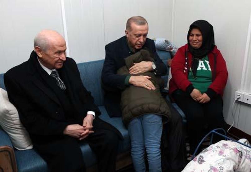 Cumhurbaşkanı Erdoğan ve MHP lideri Bahçeli, konteyner kenti ziyaret etti