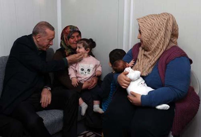 Cumhurbaşkanı Erdoğan ve MHP lideri Bahçeli, konteyner kenti ziyaret etti