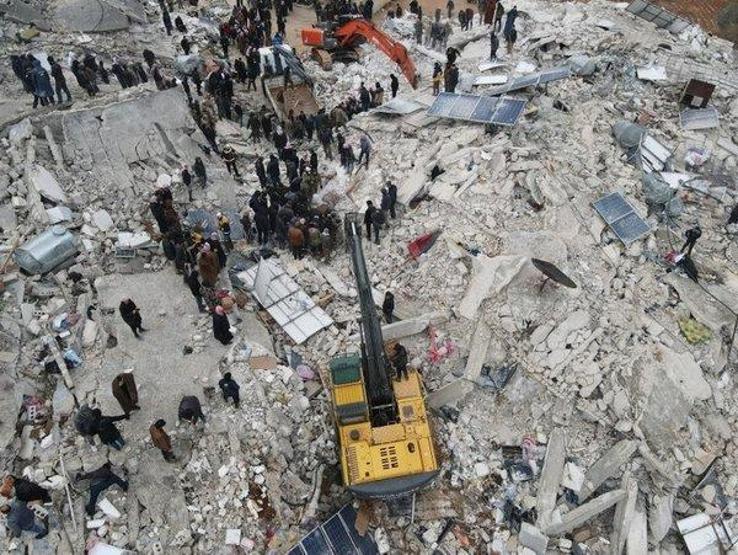 Tuba Ünsal: Sahiplenilen canların masrafları benden