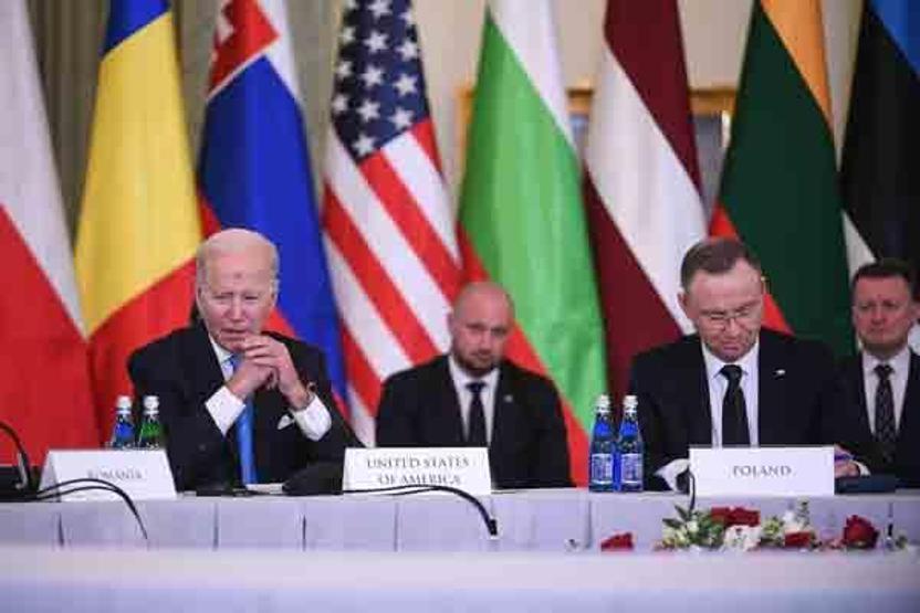 Biden: NATOnun her santimini savunacağız