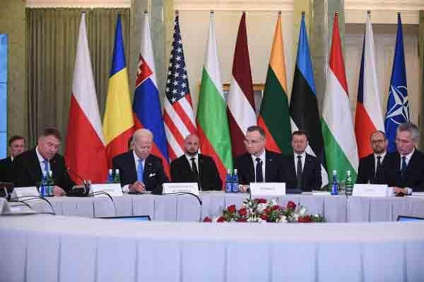 Biden: NATOnun her santimini savunacağız