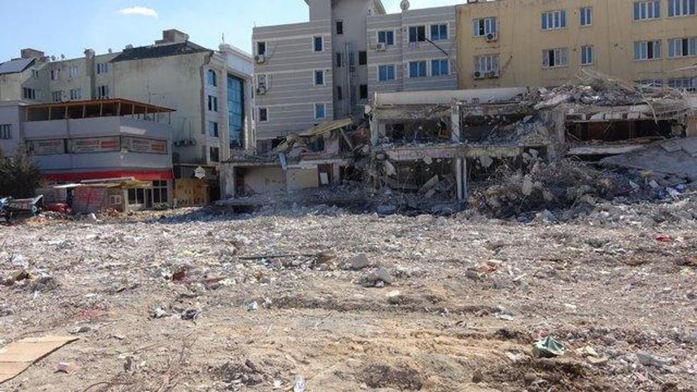 Adıyamandaki binalar, betonda kullanılan büyük taşlar yüzünden göçmüş
