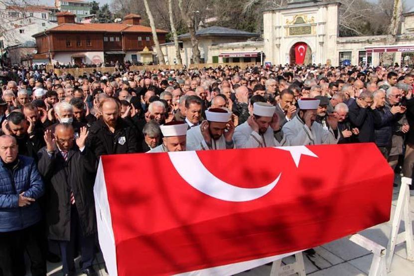 Eski Milletvekili Osman Kılıç son yolculuğuna uğurlandı