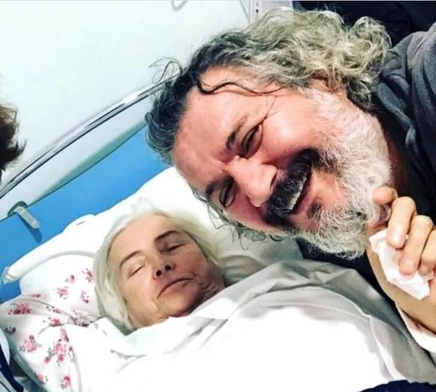 Müfit Can Saçıntının annesi hayatını kaybetti